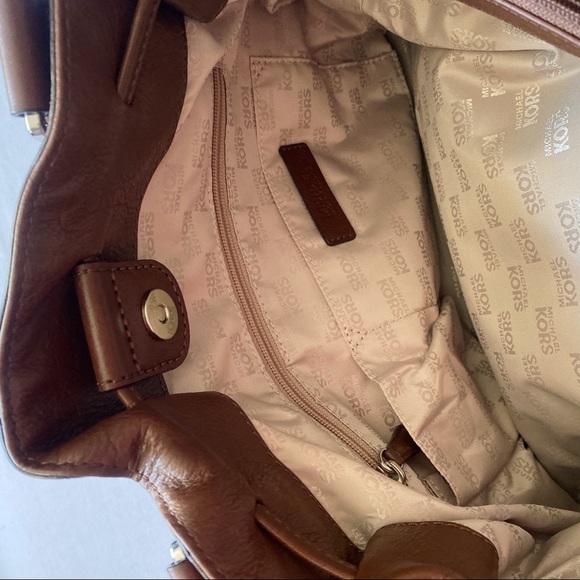 Michael Kors large brown crossbody / shoulder bag - Picture 8 of 13